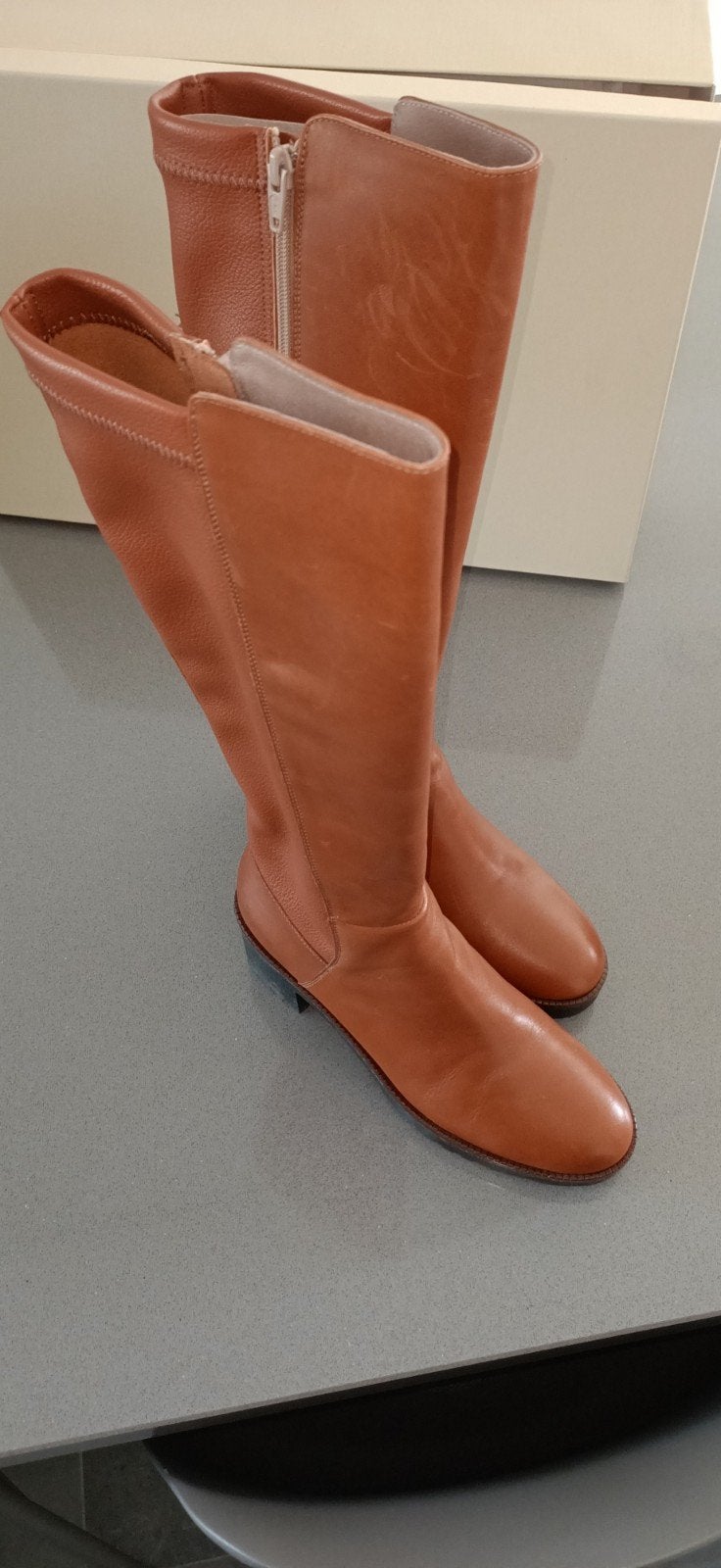 nouvelles bottes en cuir taille 38, Neuf, Enlèvement ou Envoi, Bottes hautes, Autres couleurs