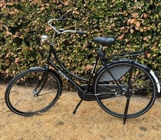 Zwarte omafiets, Fietsen en Brommers, Terugtraprem, 56 cm of meer, Zo goed als nieuw, Ophalen