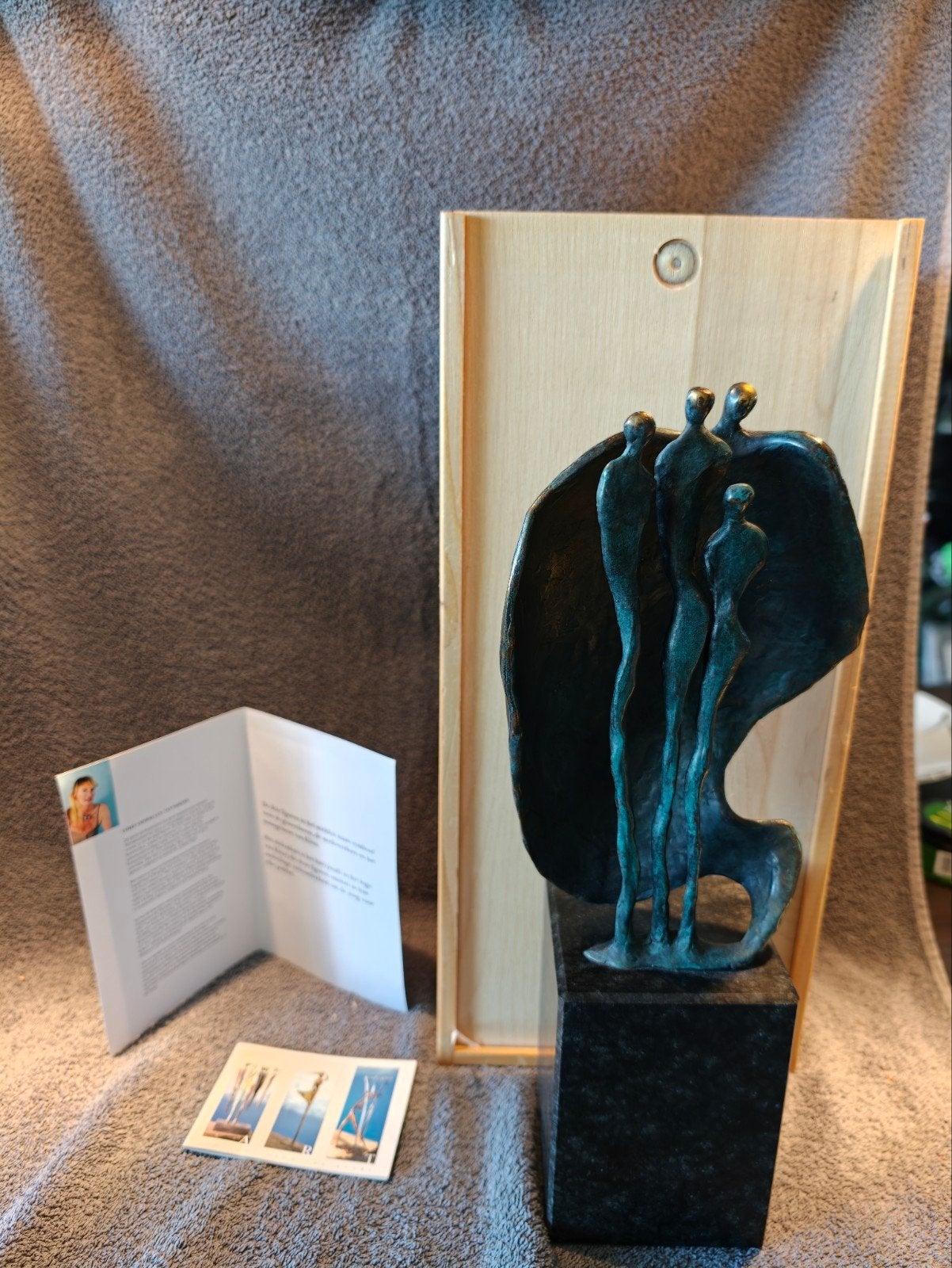 Bronzen beeld Corry Ammerlaan - Klina Ziekenhuis, Zwart, Beeld, Ophalen of Verzenden, 38 cm