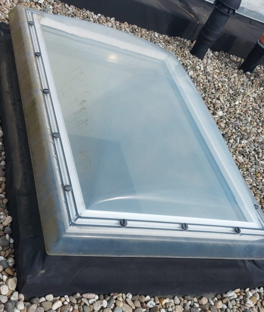 Velux platdakraam 100x150 met transparante afdekschelp, Doe-het-zelf en Bouw, Ophalen, Gebruikt, 80 tot 120 cm, 120 tot 160 cm