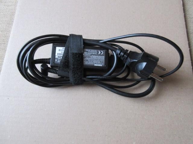 Alimentation originale Toshiba PA5177E  19v 2,4A, Enlèvement ou Envoi, Utilisé, Toshiba
