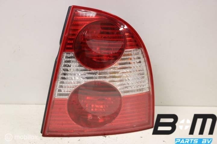 Achterlicht rechts VW Passat 3BG Sedan 3B5945096AE, Utilisé