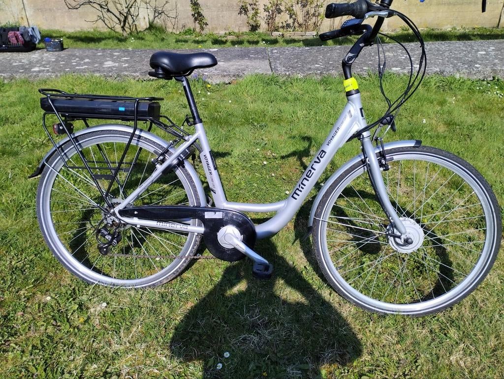 Vélo mixte électrique taille M  faire offre a partir de 500,, Enlèvement