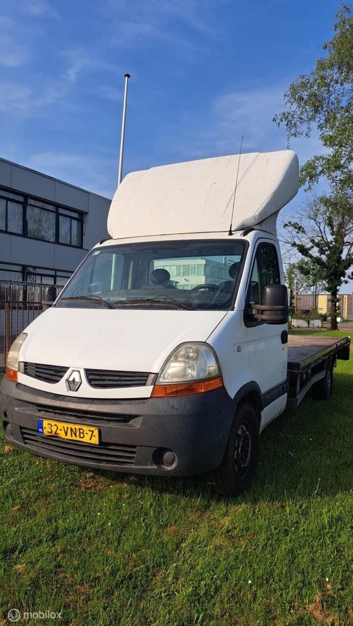 Renault Master bestel T35 2.5 dCi L3H1, Auto's, 4 deurs, 4 cilinders, 74 kW, 2570 kg