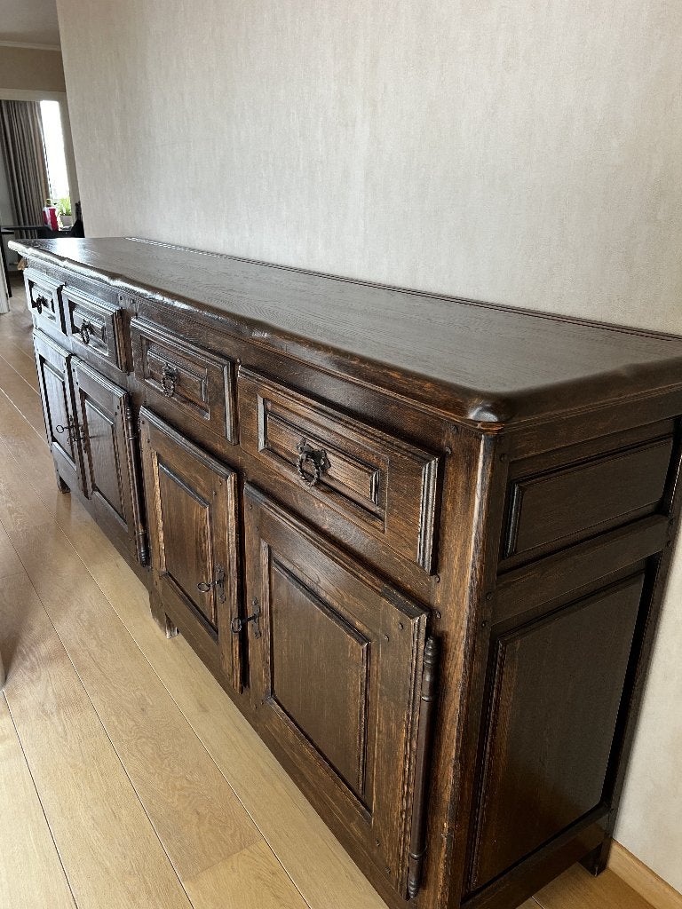 Buffet ancien en chêne massif — pièce de caractère, 200 cm ou plus, Avec tablette(s), Enlèvement, Utilisé