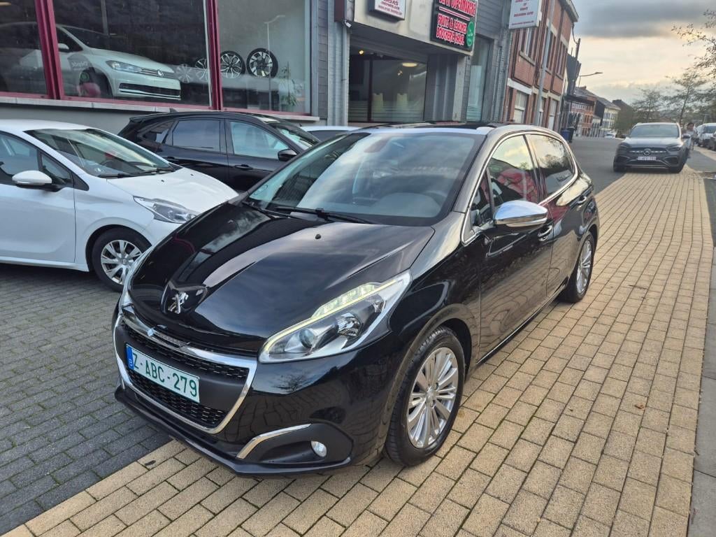 Peugeot 208 1.6 BlueHDI Signature S GARANT PANORAMISCH DAK, Auto's, Peugeot, Bedrijf, Te koop, ABS, Achteruitrijcamera, Adaptieve lichten