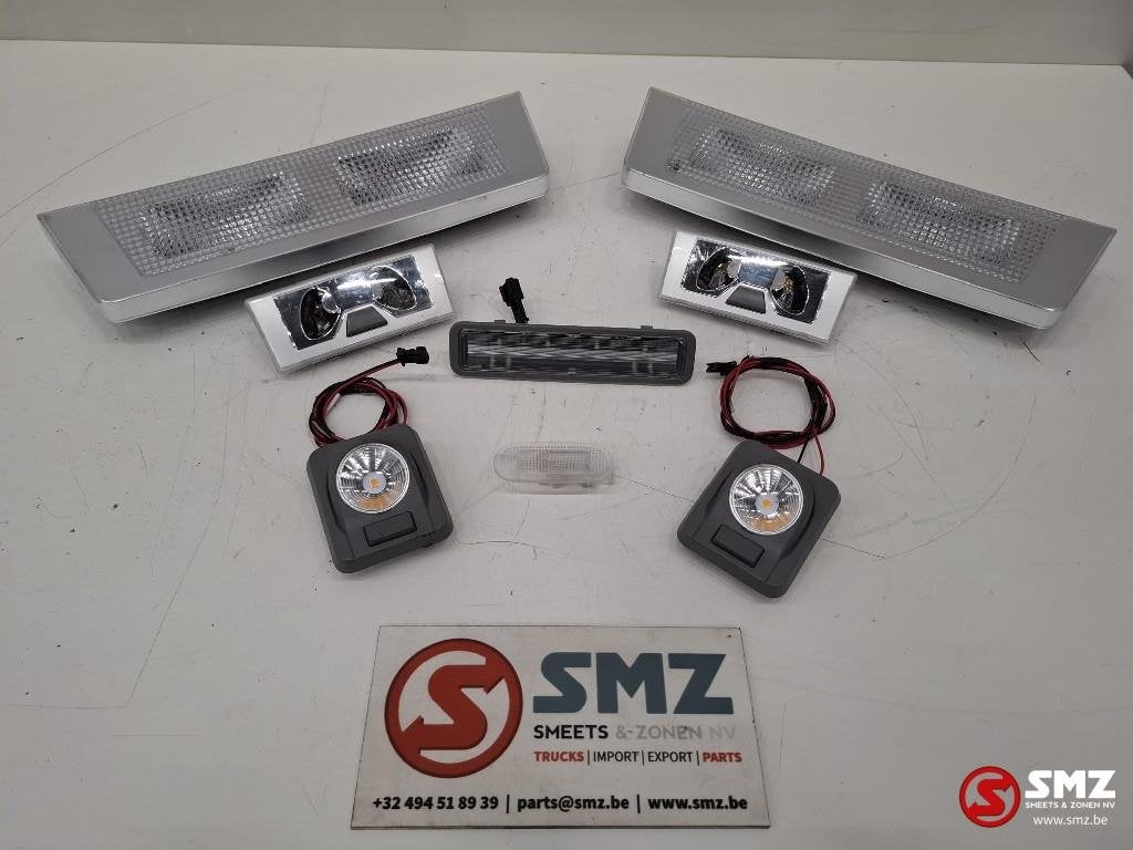 Occ kit d'éclairage intérieur Renault, Utilisé, Renault, Éclairage