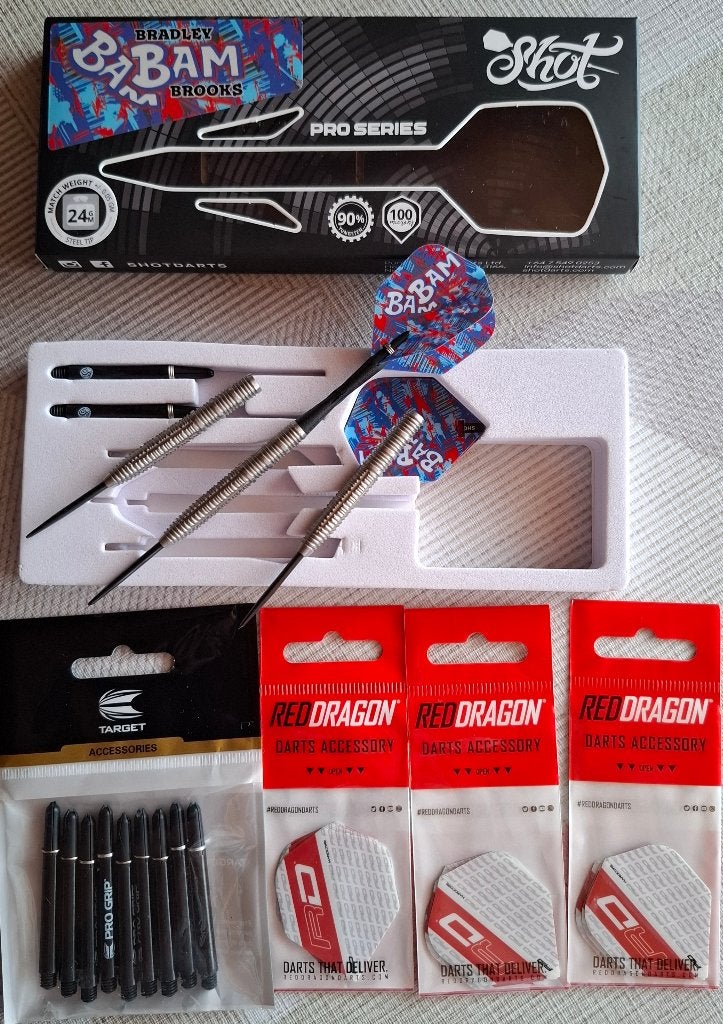 Darts pijlen 24gr +extra's, Sport en Fitness, Darts, Zo goed als nieuw, Pijlen, Ophalen of Verzenden