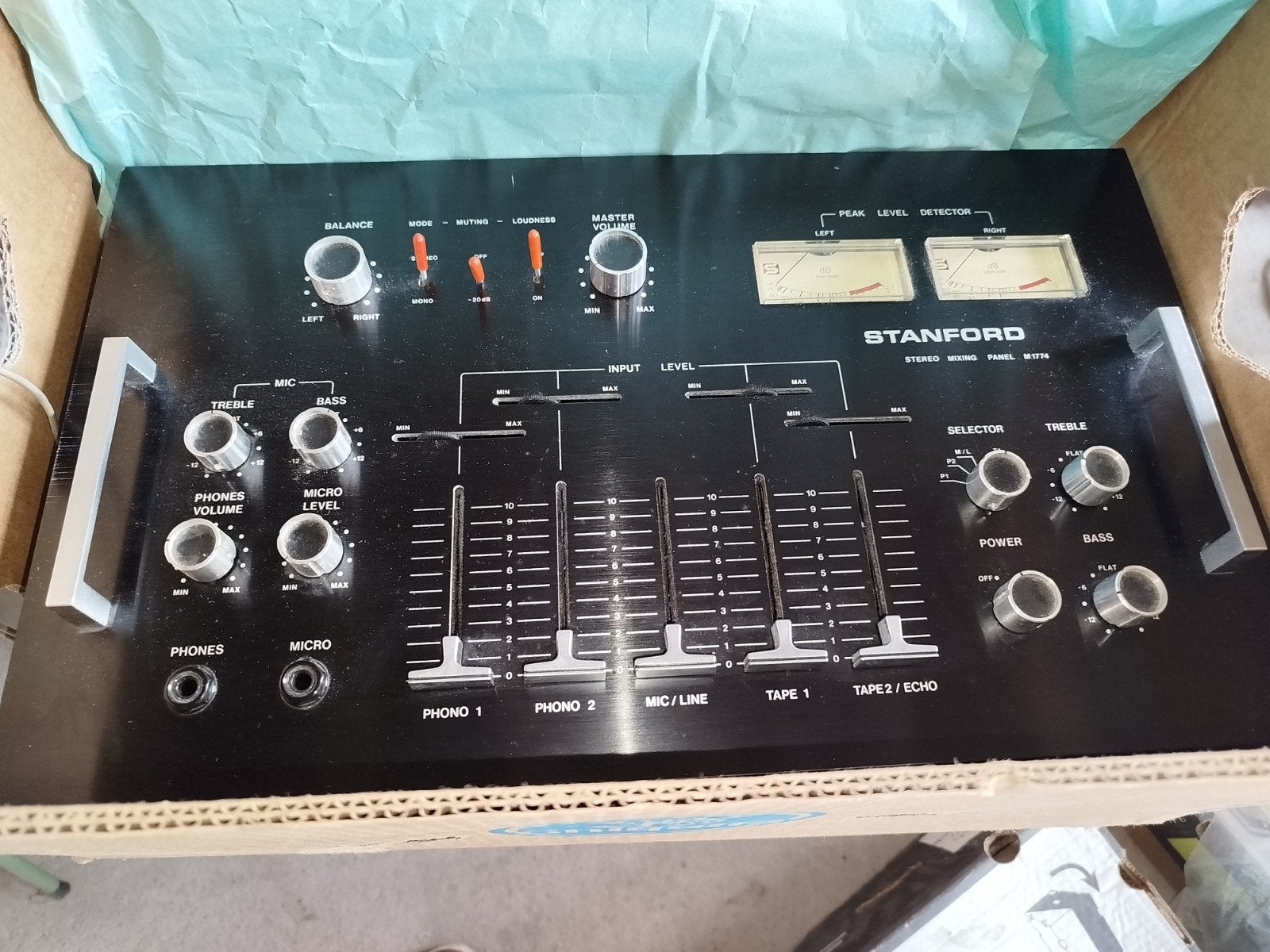 Mixeur Vintage Stanford M1774, TV, Hi-fi & Vidéo, TV, Hi-fi & Vidéo Autre, Enlèvement ou Envoi
