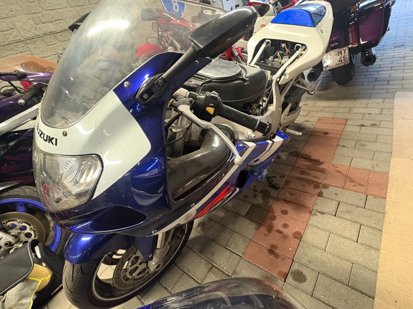 Suzuki gsx r 600, Particulier, Autre