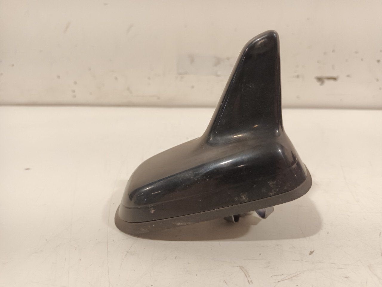 Antenne Skoda Karoq, Auto diversen, Ophalen of Verzenden, Van der Ven Autorecycling B.V., Onderdelen@venauto.nl, Ettenseweg 76, 4706 PB Roosendaal, The Netherlands