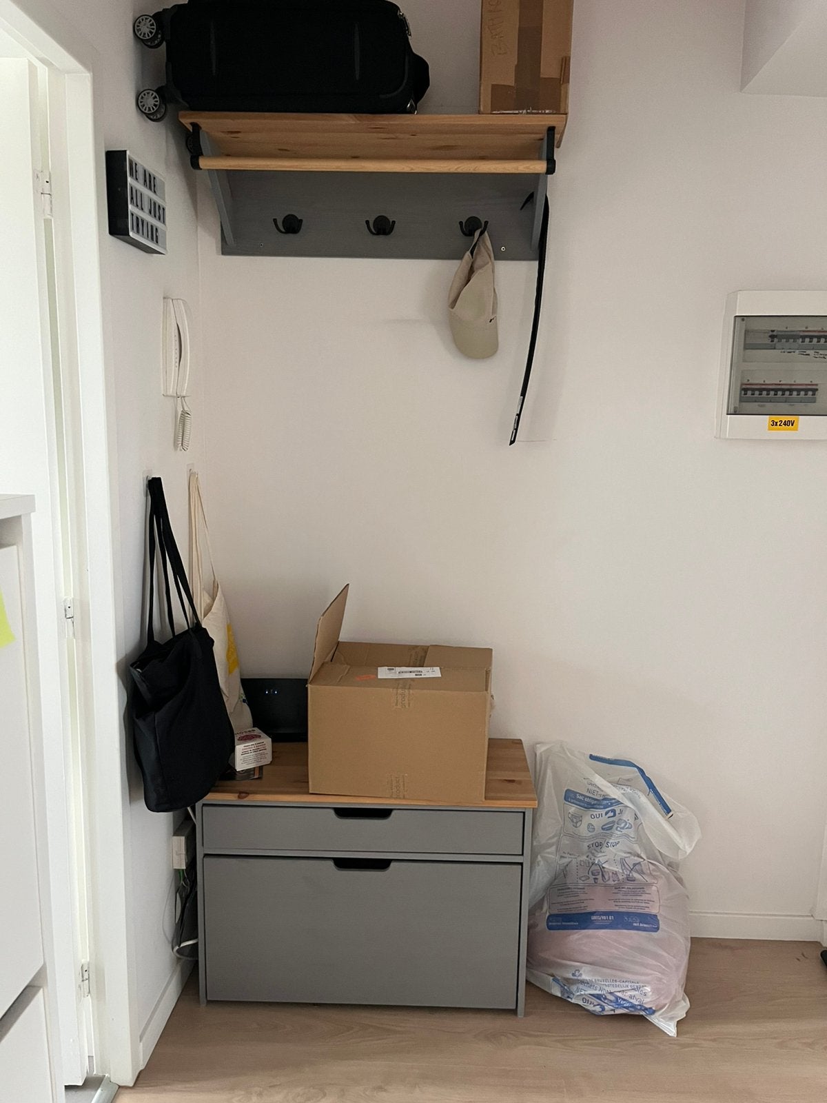 IKEA KALLSÖ banc de rangement + porte-manteau, comme neuf, Maison & Meubles, Enlèvement, Comme neuf