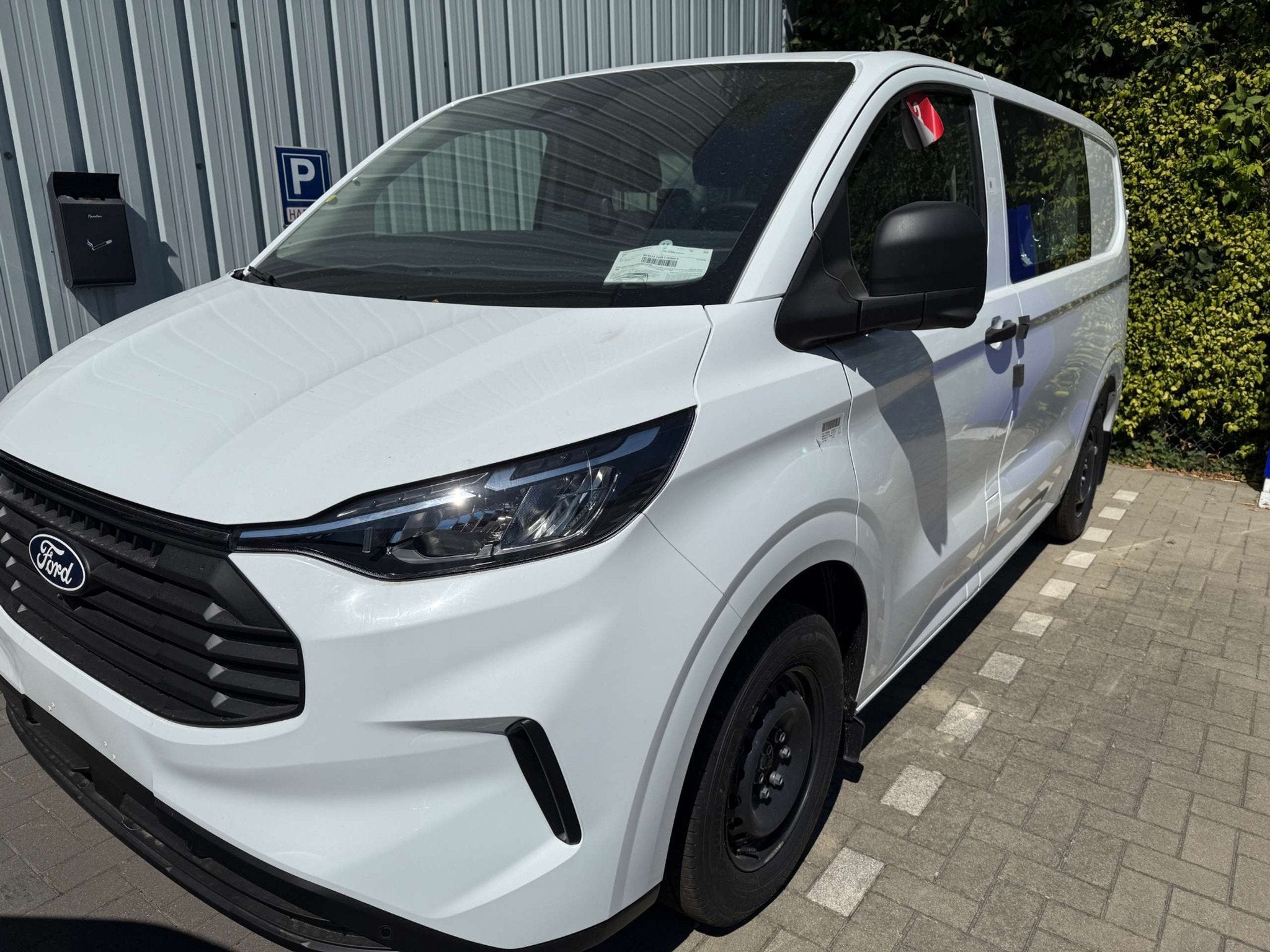 Ford Transit Custom Multi-Use Trend L1 136PK A8, Autos, Achat, Capteur de stationnement, Euro 6, Entreprise