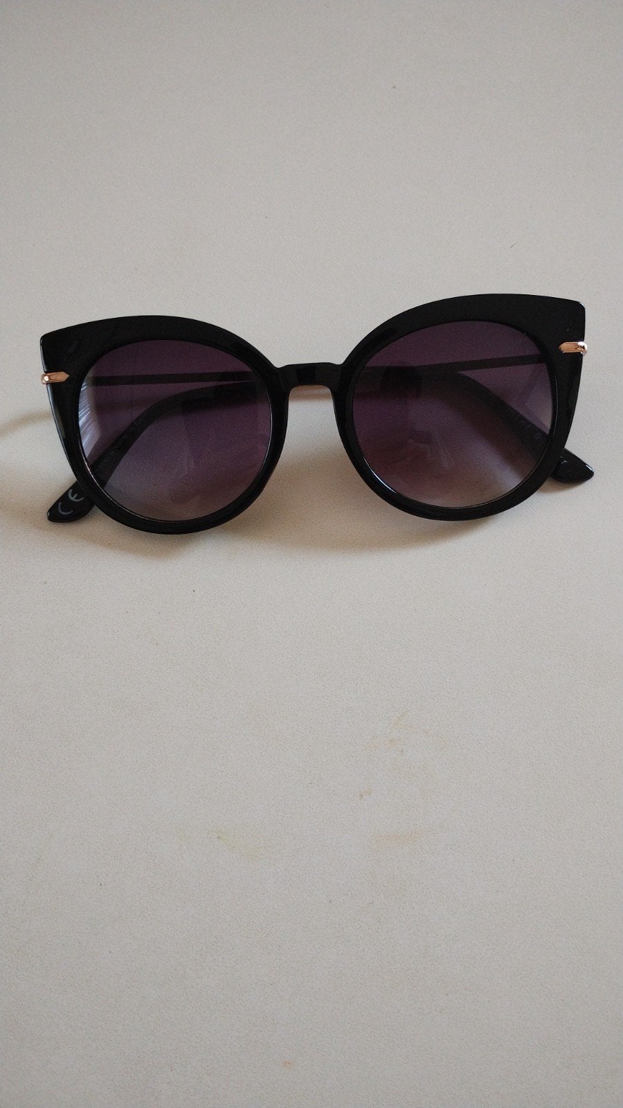 Lunettes de soleil noires pour femmes, Enlèvement ou Envoi