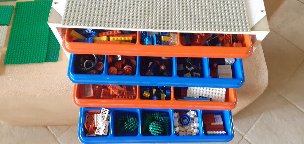 Legos vintage triés, Enfants & Bébés, Jouets | Duplo & Lego, Lego, Accessoires inclus, Enlèvement, Utilisé