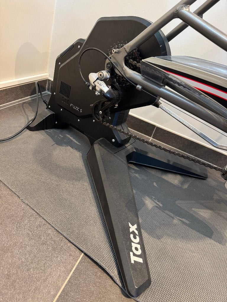 Tacx Flux S Smart indoor fietstrainer, Enlèvement, Comme neuf