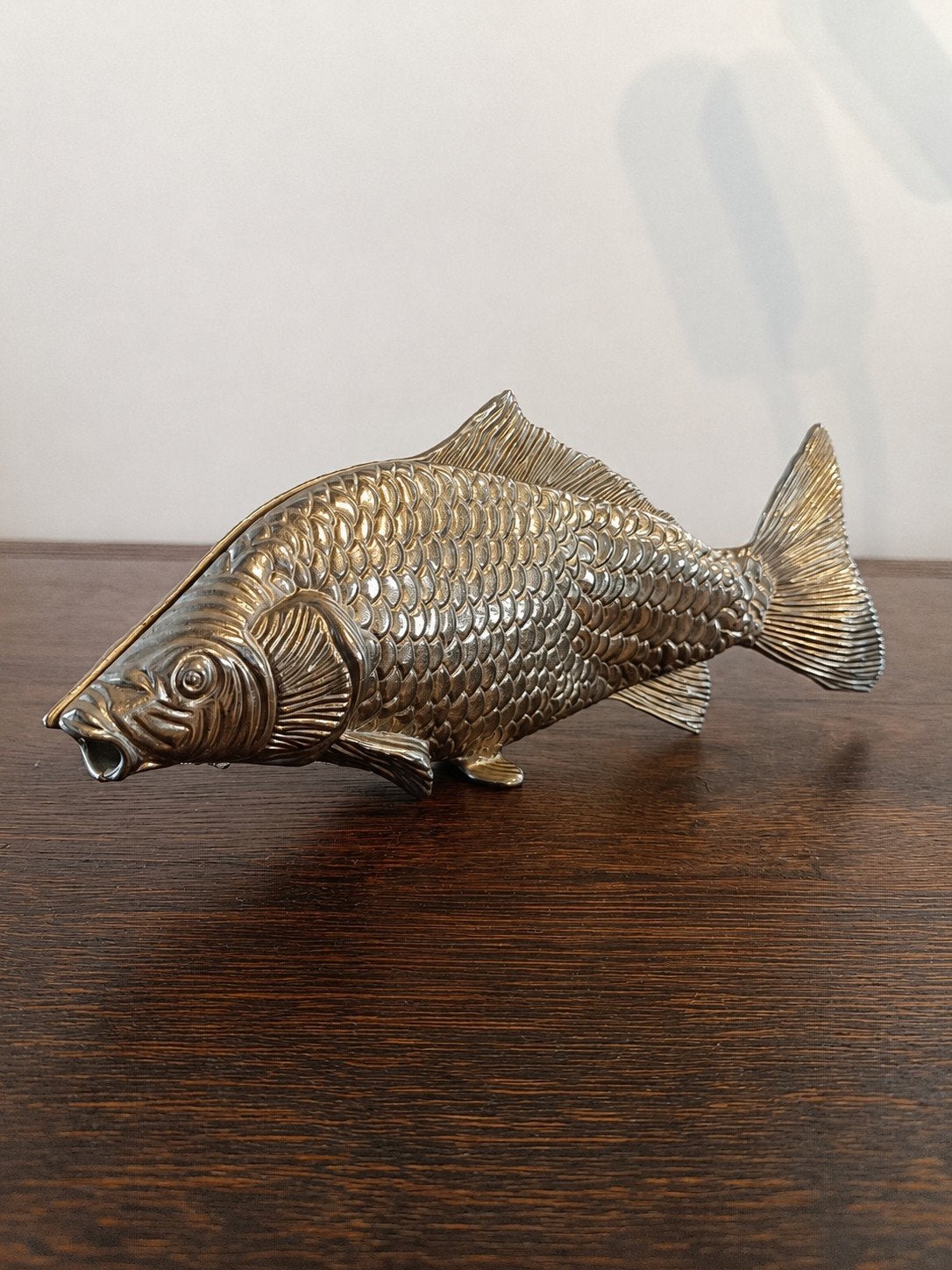 Porte-serviettes vintage poisson en métal argenté