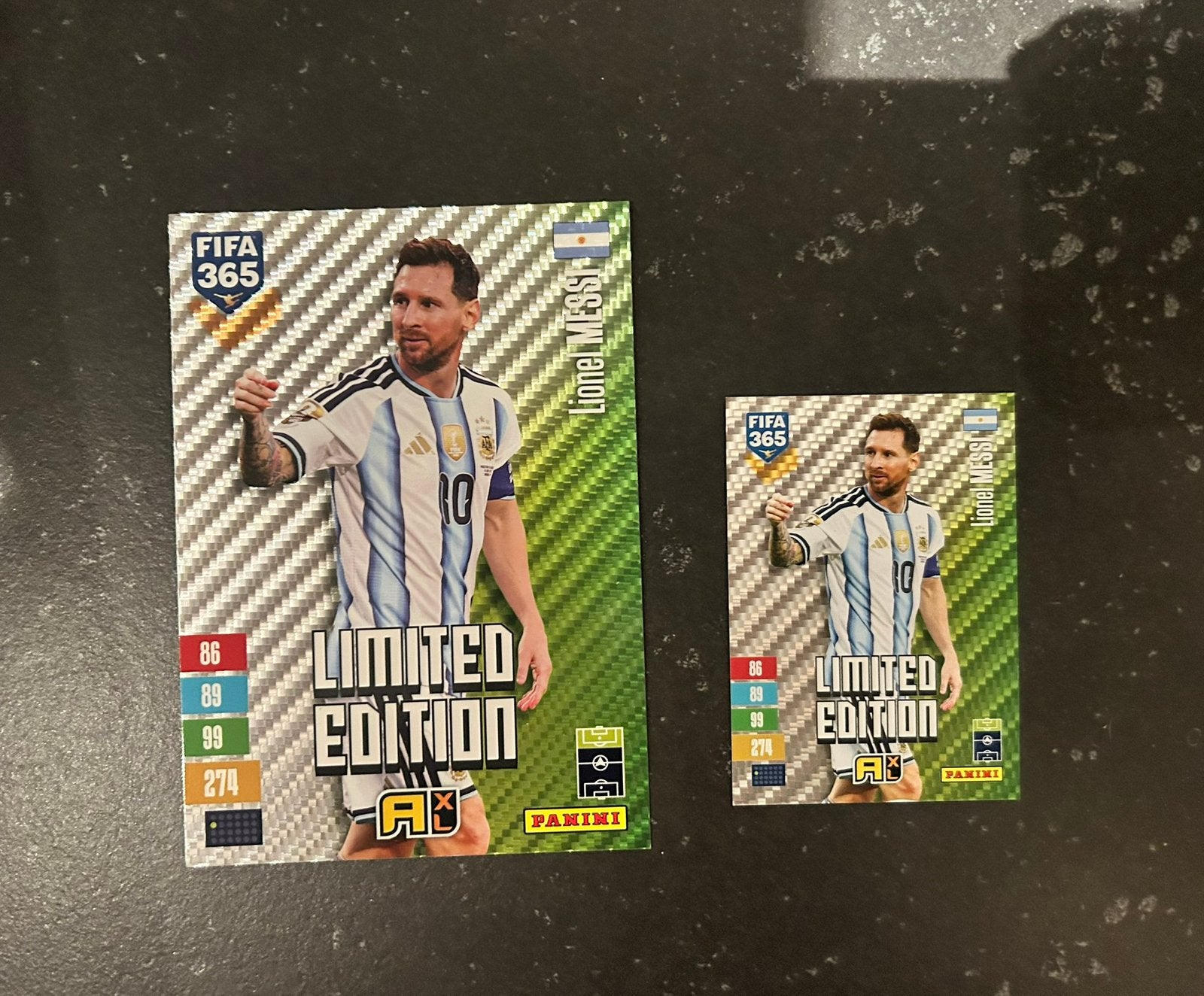 Panini fifa 365 adrenalyn 2027 Limited edition Lionel Messi, Ophalen of Verzenden, Nieuw, Meerdere plaatjes