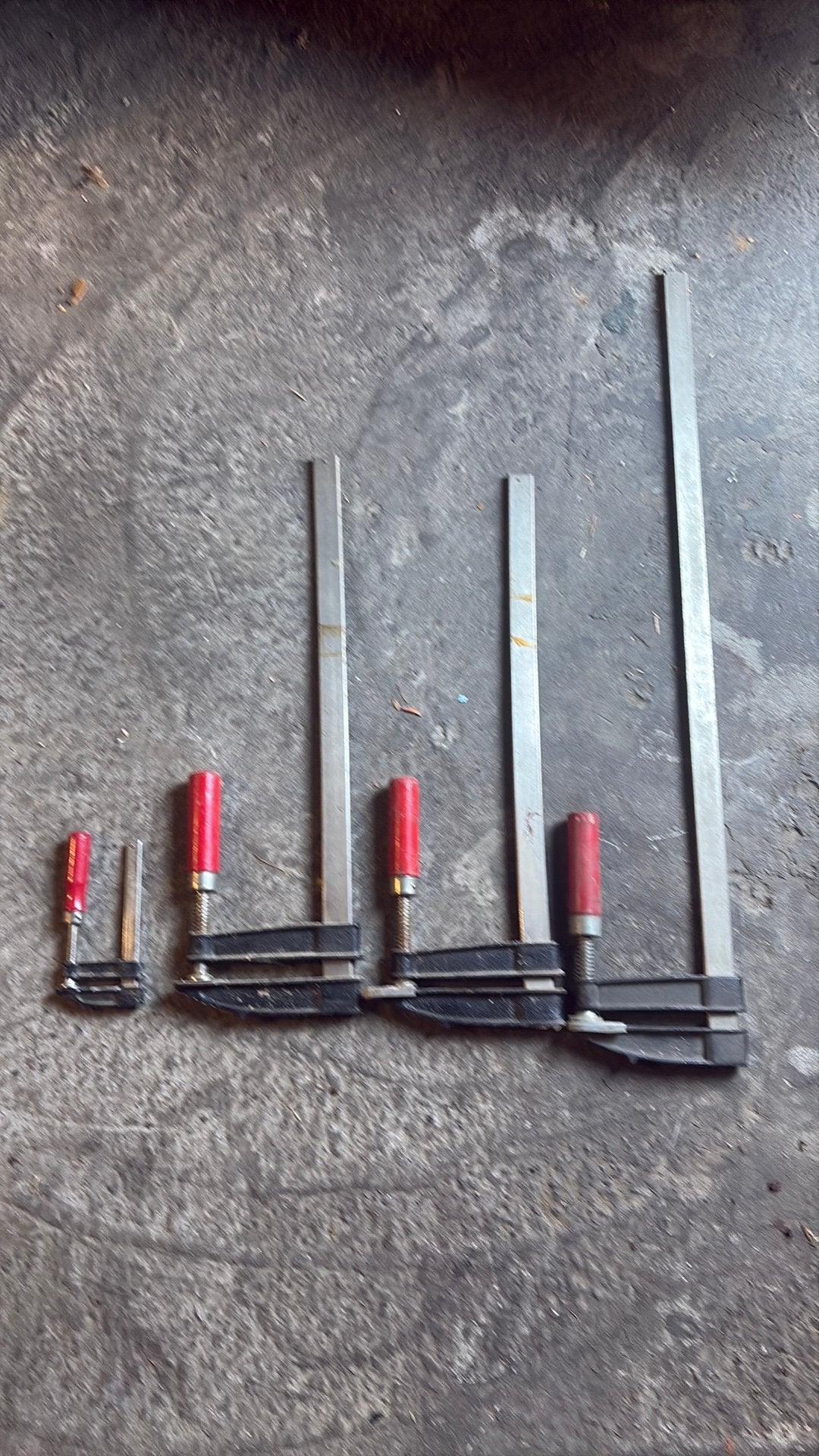 Serre joints, Enlèvement, Comme neuf