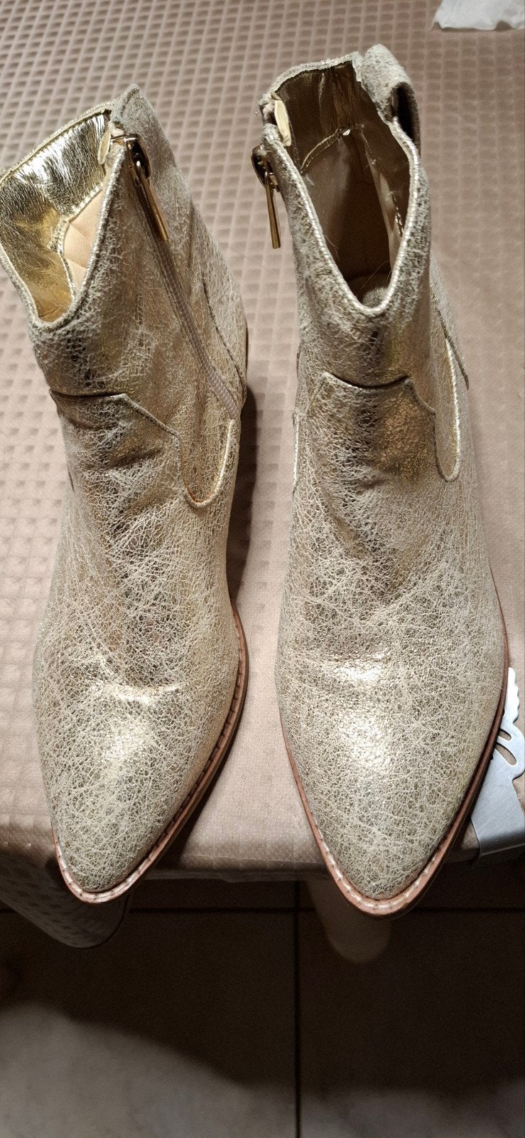 Dames laarsjes in goud kleur maat 38 ,licht beschadigd, Kleding | Dames, Ophalen