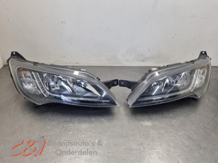 Kit phares gauche + droite d'un Peugeot Boxer, -, 3 mois de garantie, Utilisé, -