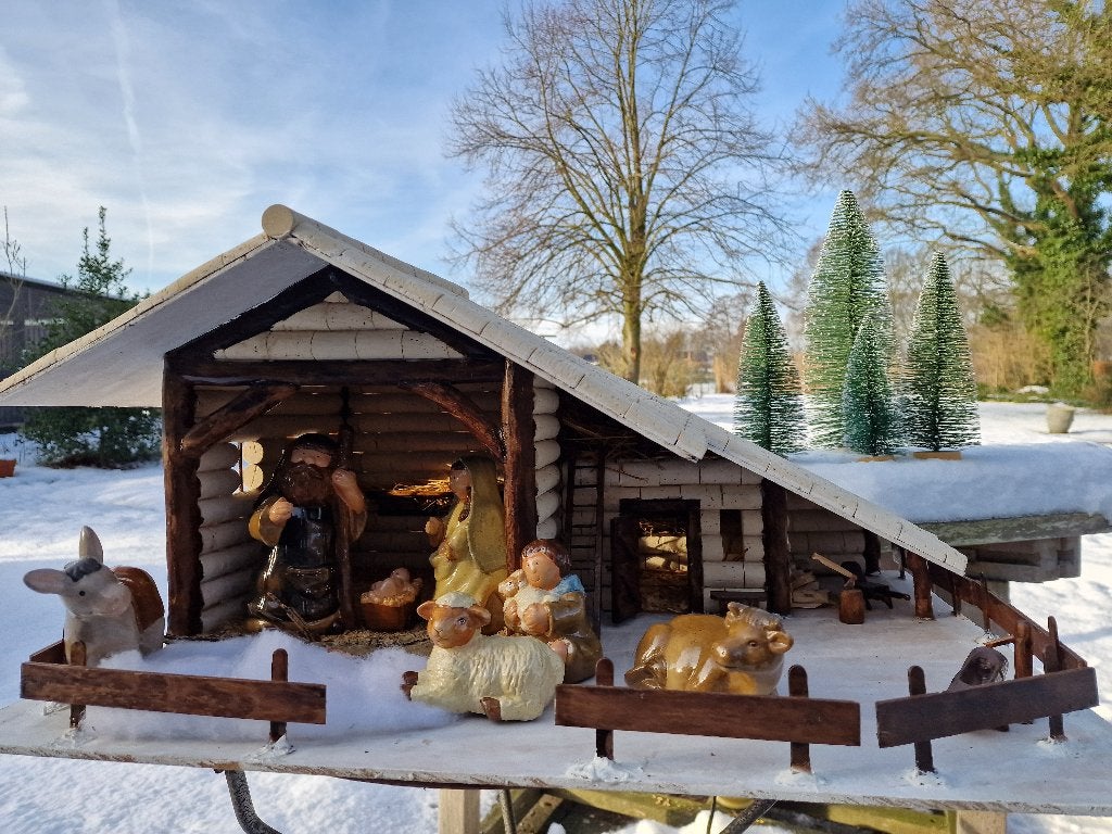 kerststal met wijnkurken 80x40x35cm, Ophalen, Zo goed als nieuw