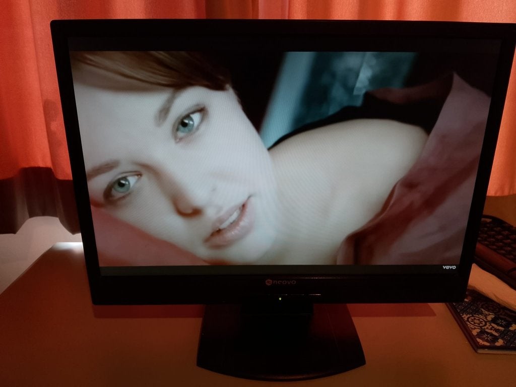 SCHERM NEOVO H-W19 scherm ::, Computers en Software, Gebruikt, Neovo, VGA, Ingebouwde speakers