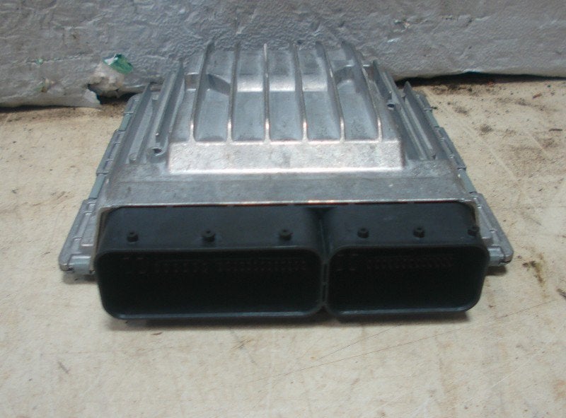 CALCULATEUR MOTEUR ECU BMW 1 serie (E87 / 87N) (7-599-881), Utilisé, BMW, Continental AG, Continental-Plaza 1
30175  Hannover, DE