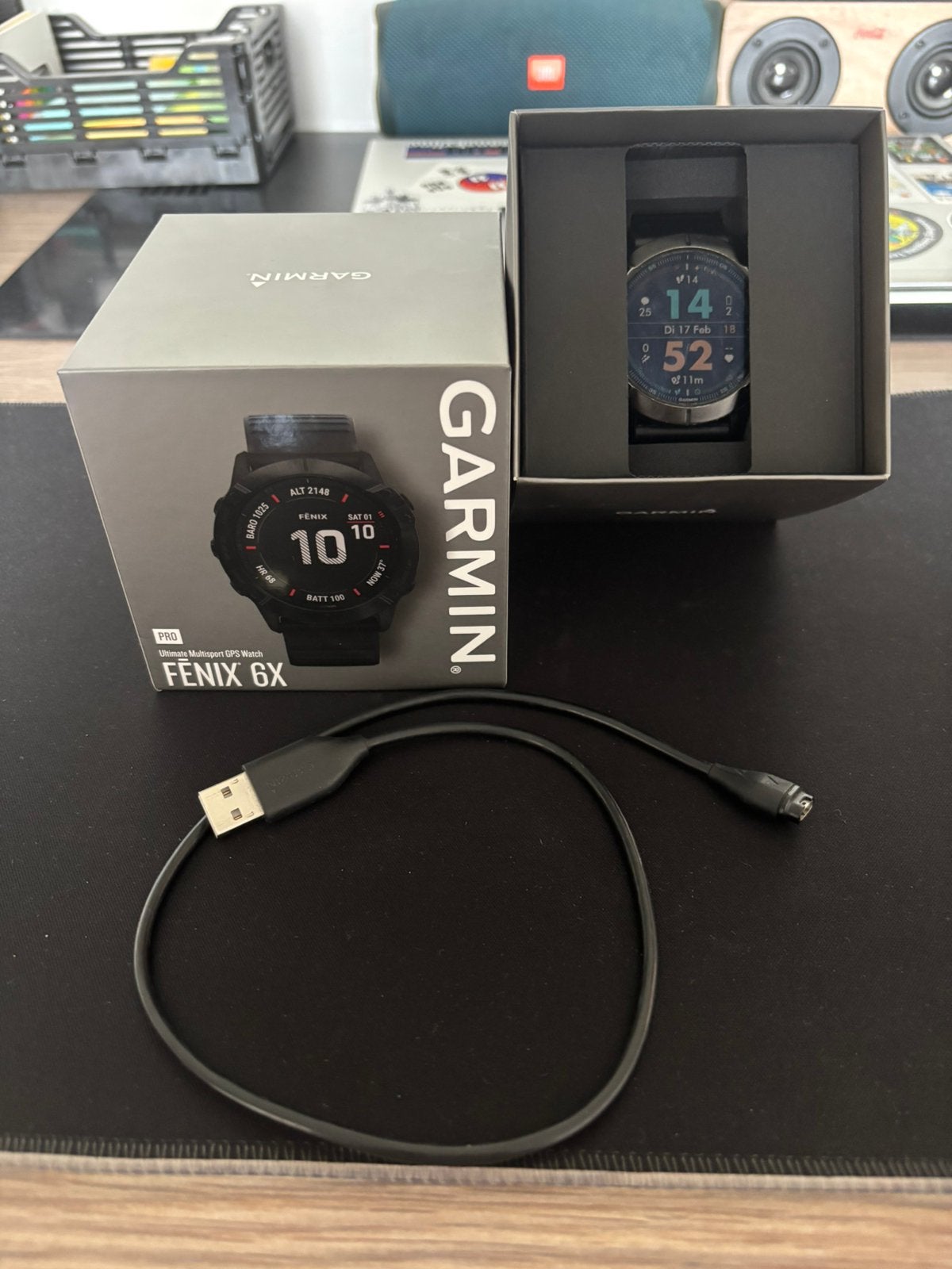 GARMIN FENIX 6X PRO, Ophalen, Zwart, Zo goed als nieuw, Waterdicht