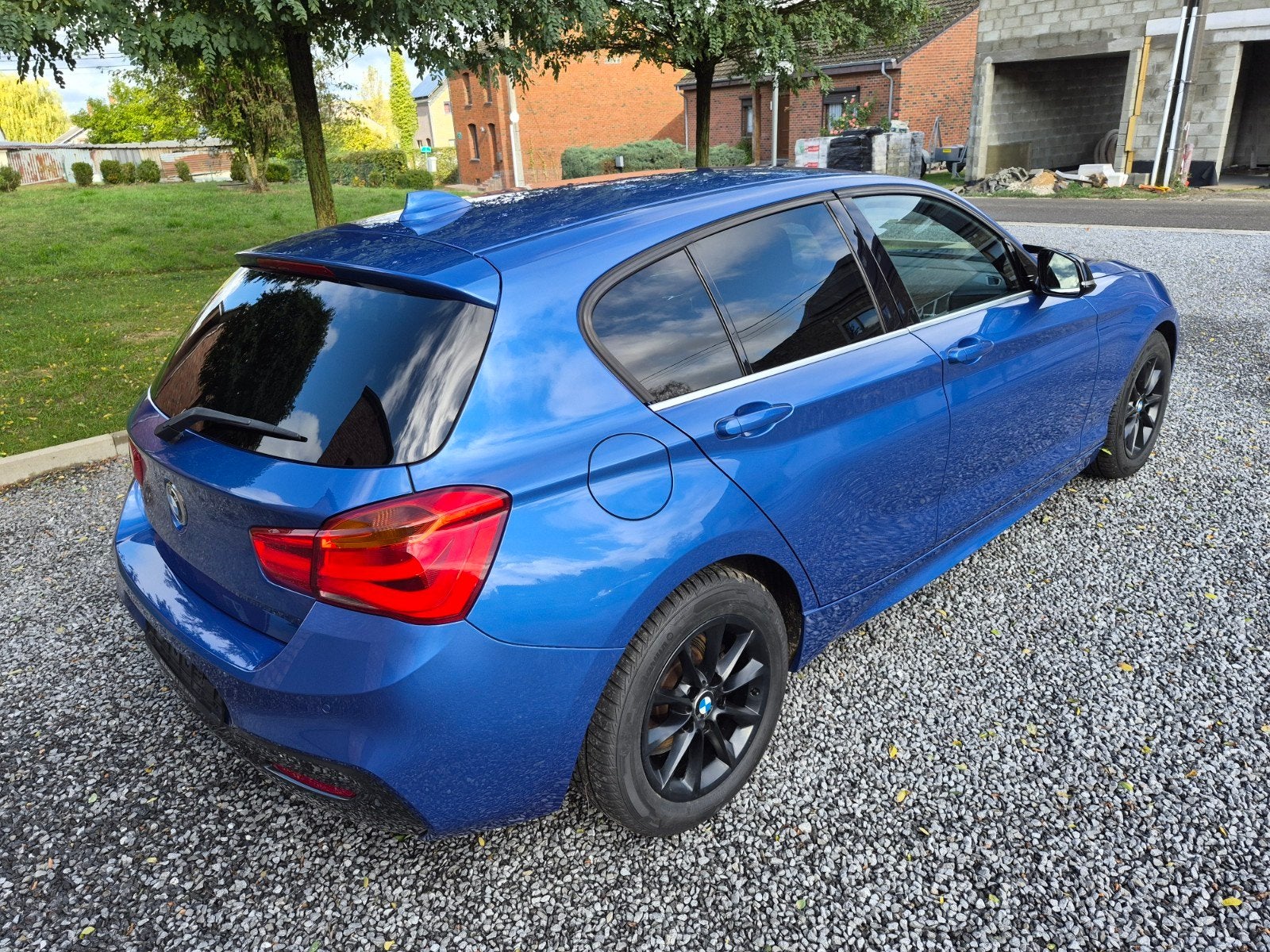 BMW 116d pack M en très bon état, Automaat, Dealer onderhouden, Achterwielaandrijving, 4 cilinders