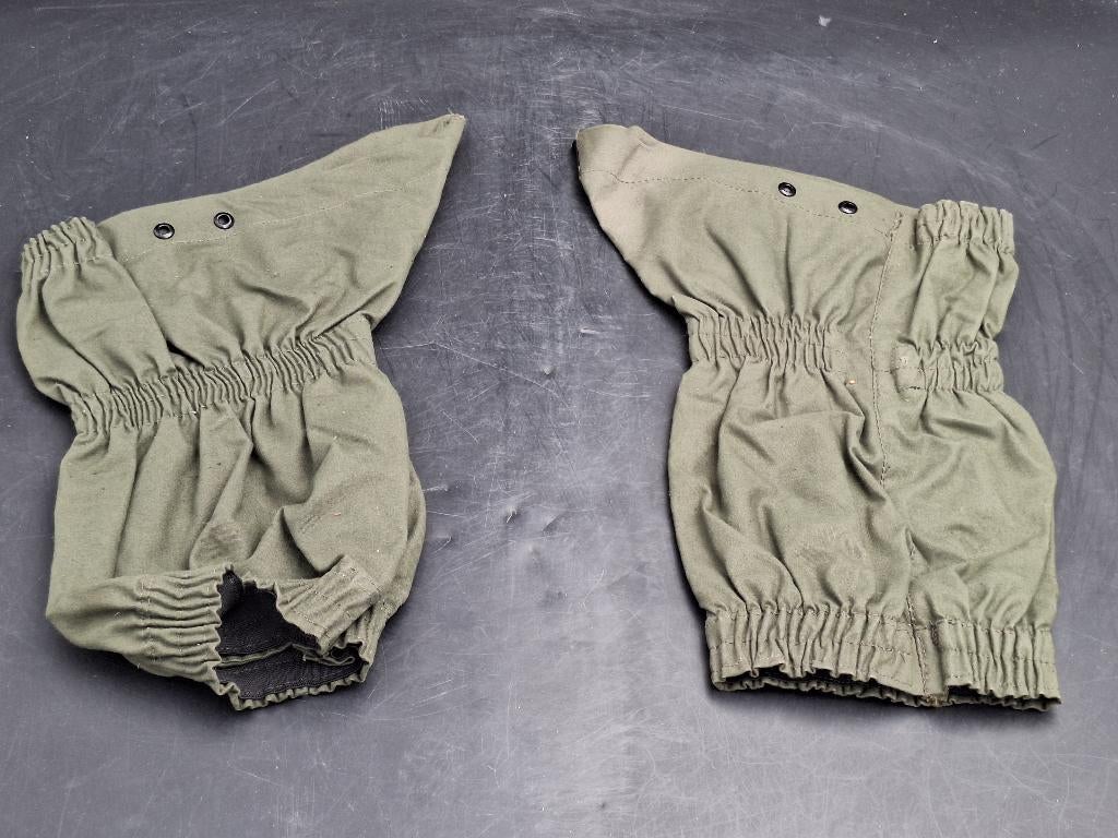 oude leger olijfgroene voetbeschermers/getten, jaren 70-80, Ophalen of Verzenden, Landmacht, Kleding of Schoenen