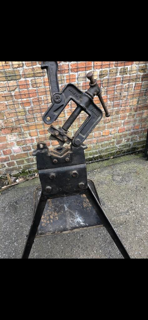 Ridgid buizen klem, Doe-het-zelf en Bouw, Ophalen, Zo goed als nieuw