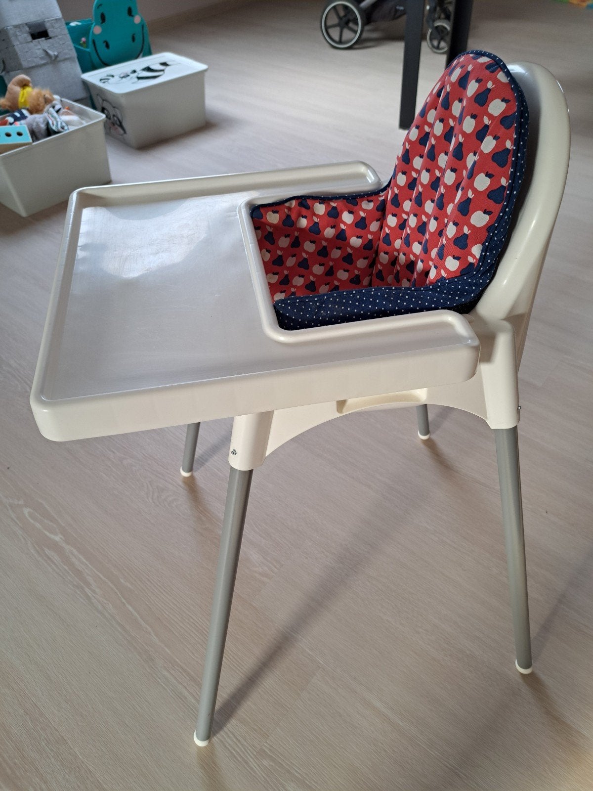 chaise haute, Enlèvement, Comme neuf, Chaise(s)
