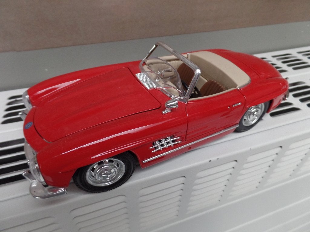 Voitures anciennes miniatures (Chevrolet et Mercedes), Hobby & Loisirs créatifs, Voitures miniatures | 1:18, Enlèvement ou Envoi