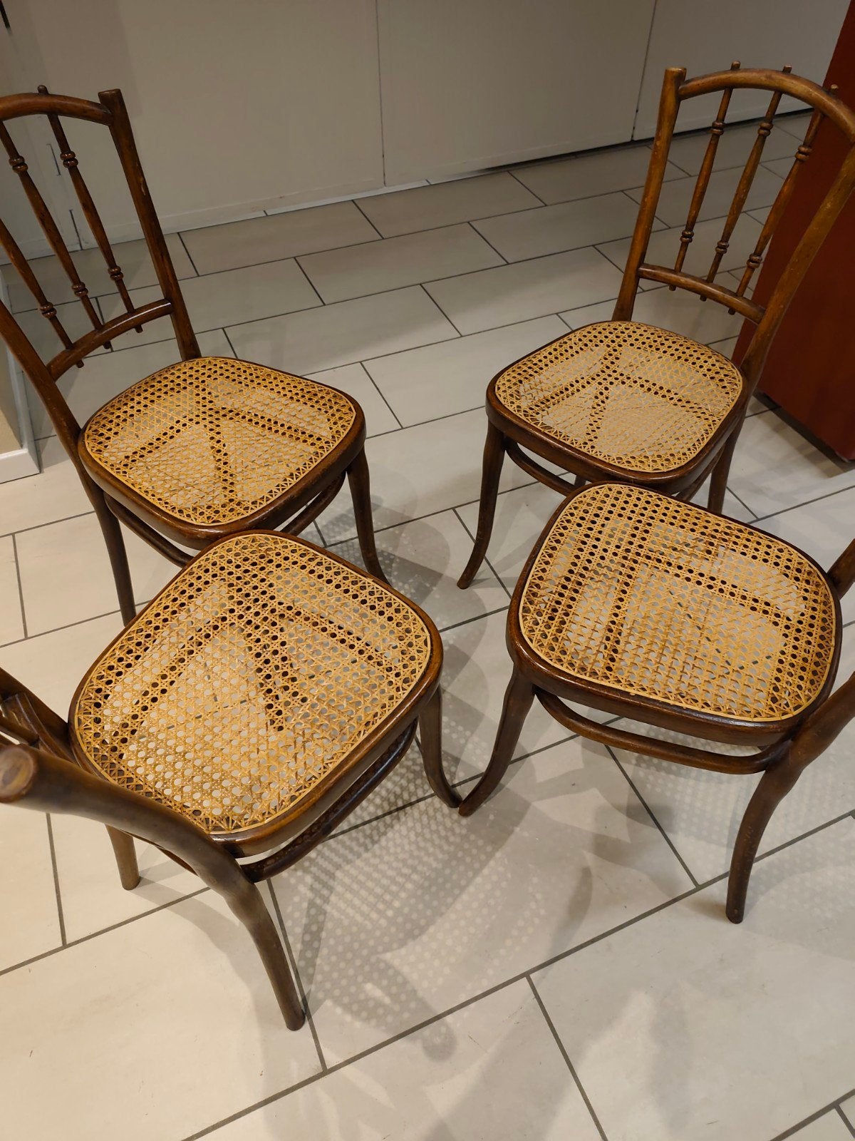4 THONET bistro stoelen, Antiek en Kunst