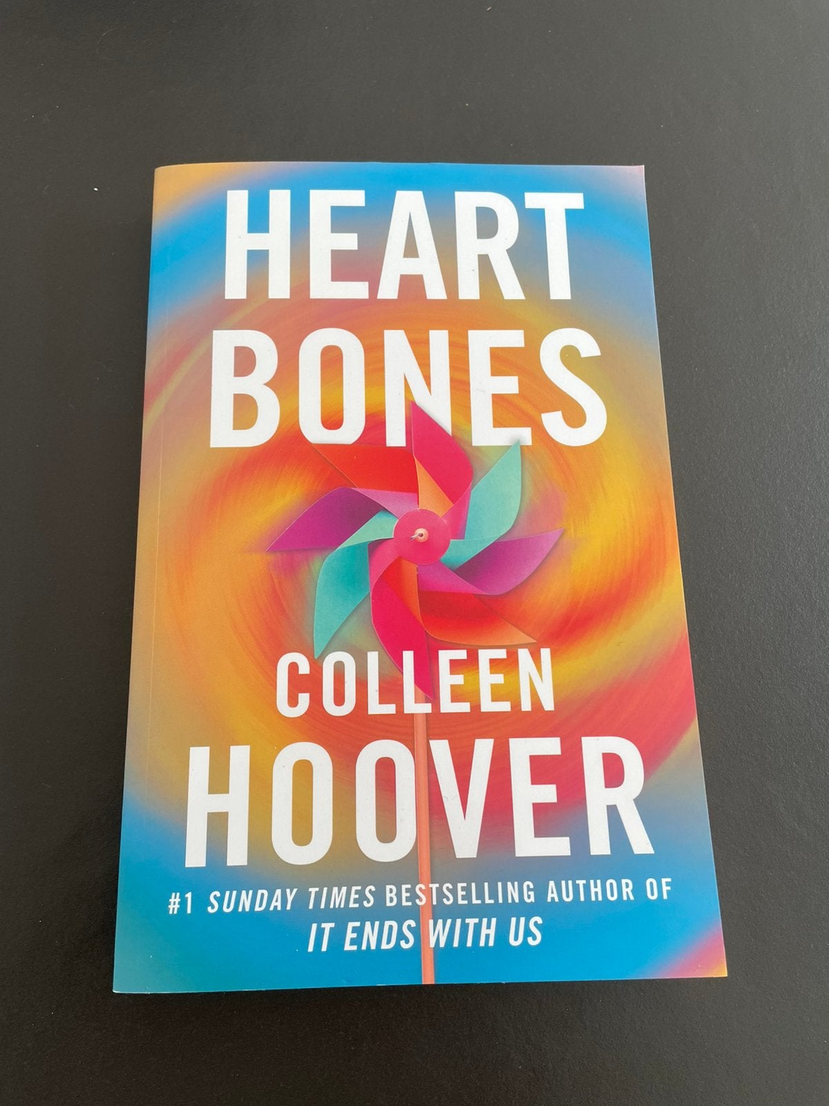 Heart Bones Colleen Hoover, Ophalen of Verzenden, Zo goed als nieuw