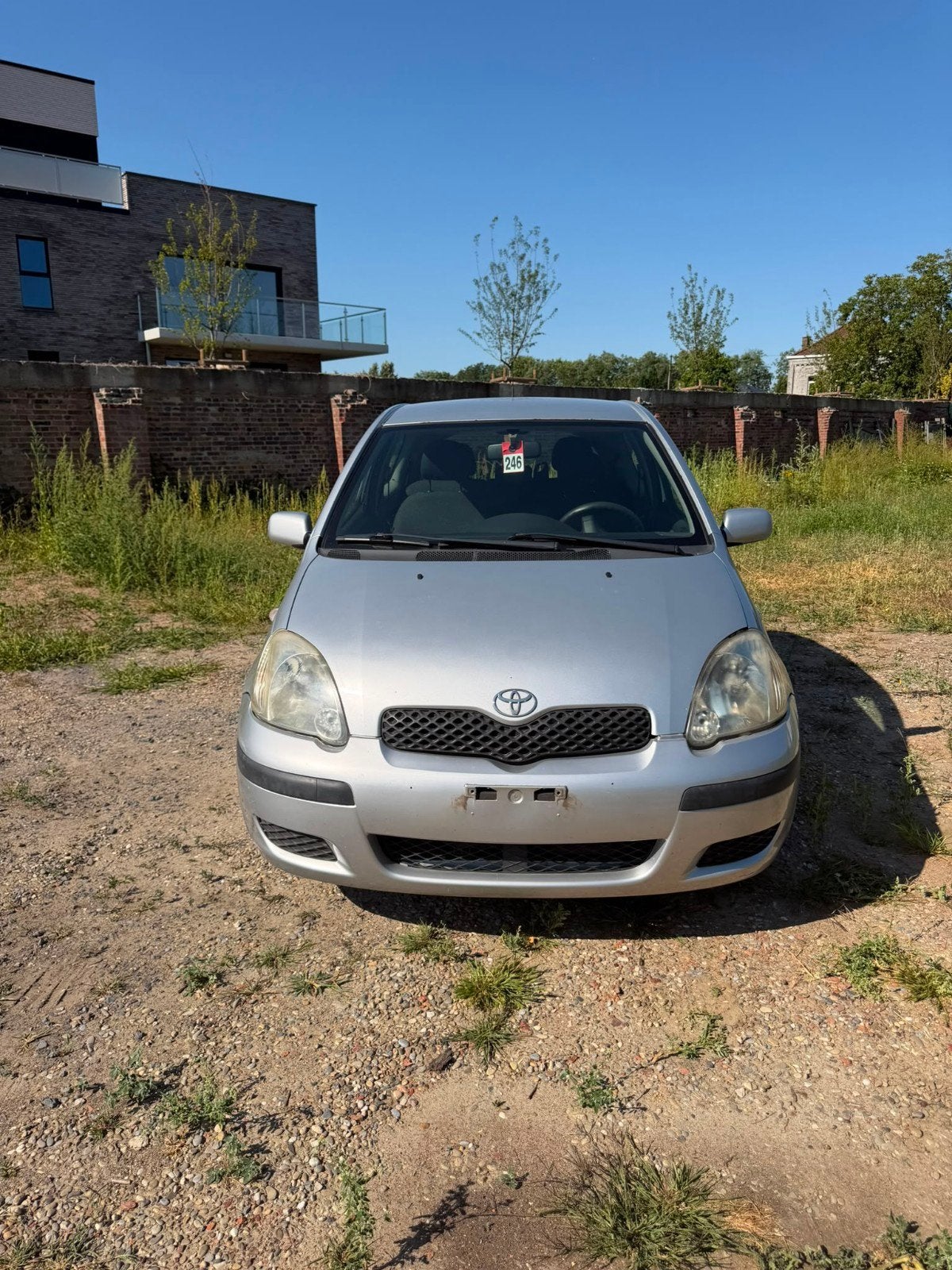 Toyota Yaris 1.0 Essence, Auto's, Toyota, Voorwielaandrijving, Stof, Zwart, Handgeschakeld