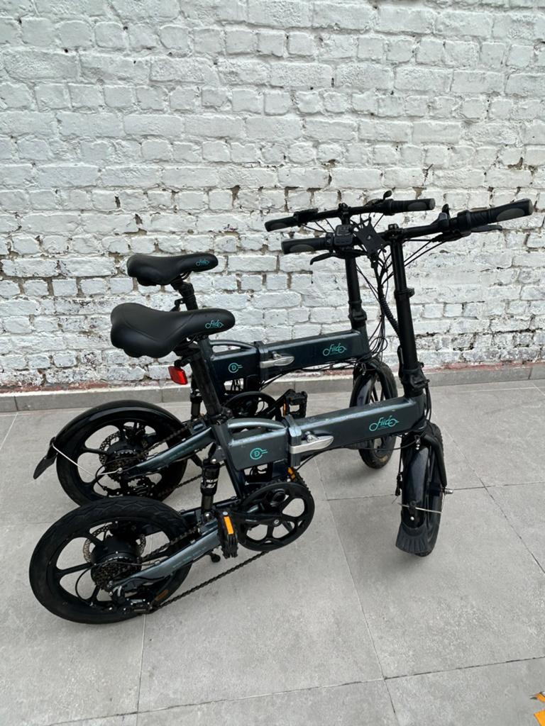 Elektrisch plooi fiets 1+1 gratis, 16 tot 18 inch, Versnellingen, Zo goed als nieuw, Totaal opvouwbaar