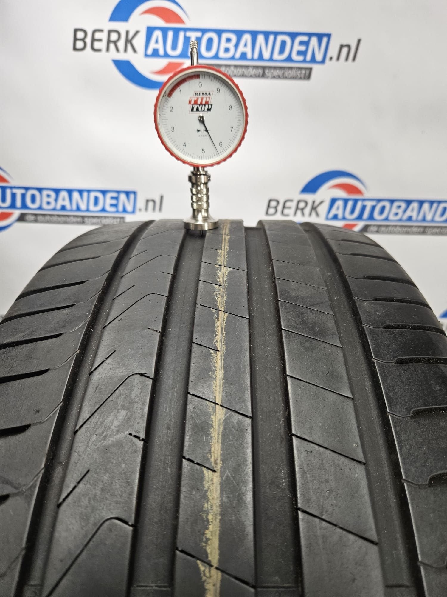2x Pirelli Cinturato P7 235/40 R18 95Y XL 235/40/18 2354018, Auto-onderdelen, Banden en Velgen, 18 inch, Gebruikt, -, -