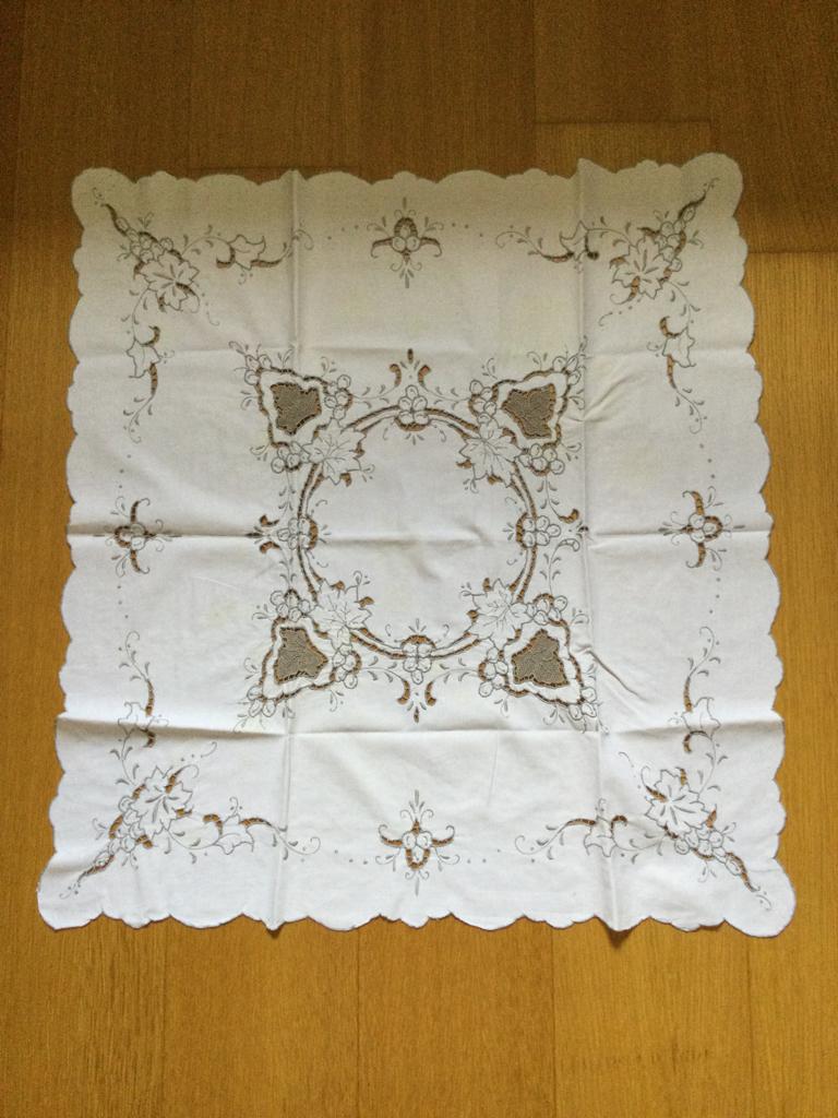 Nappe carrée, Enlèvement ou Envoi, Utilisé, Carré, Intérieur