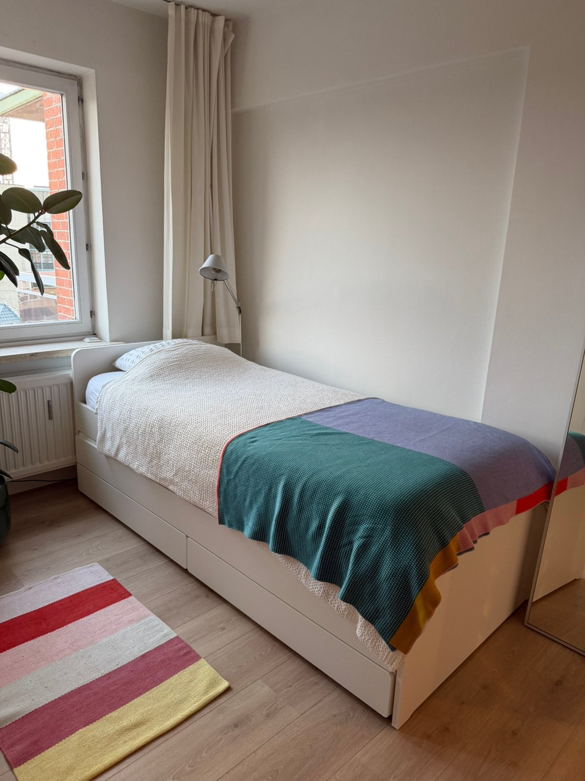 SLAKT bed (ikea) met logeerbed, Enlèvement, Comme neuf
