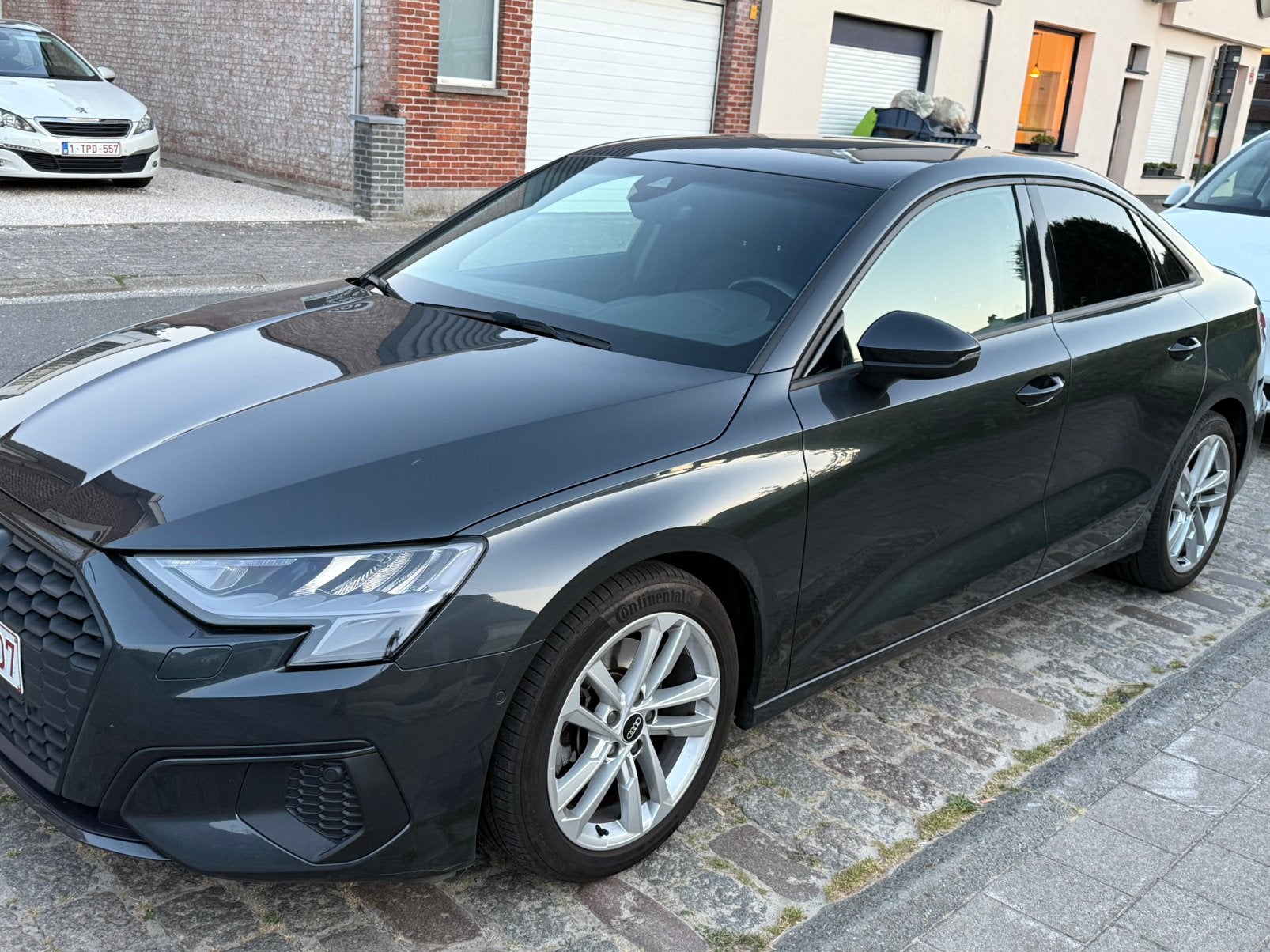 Audi A3  1.5 benwine  100.000 km, Autos, Audi, Argent ou Gris, Achat, Entreprise, Boîte manuelle