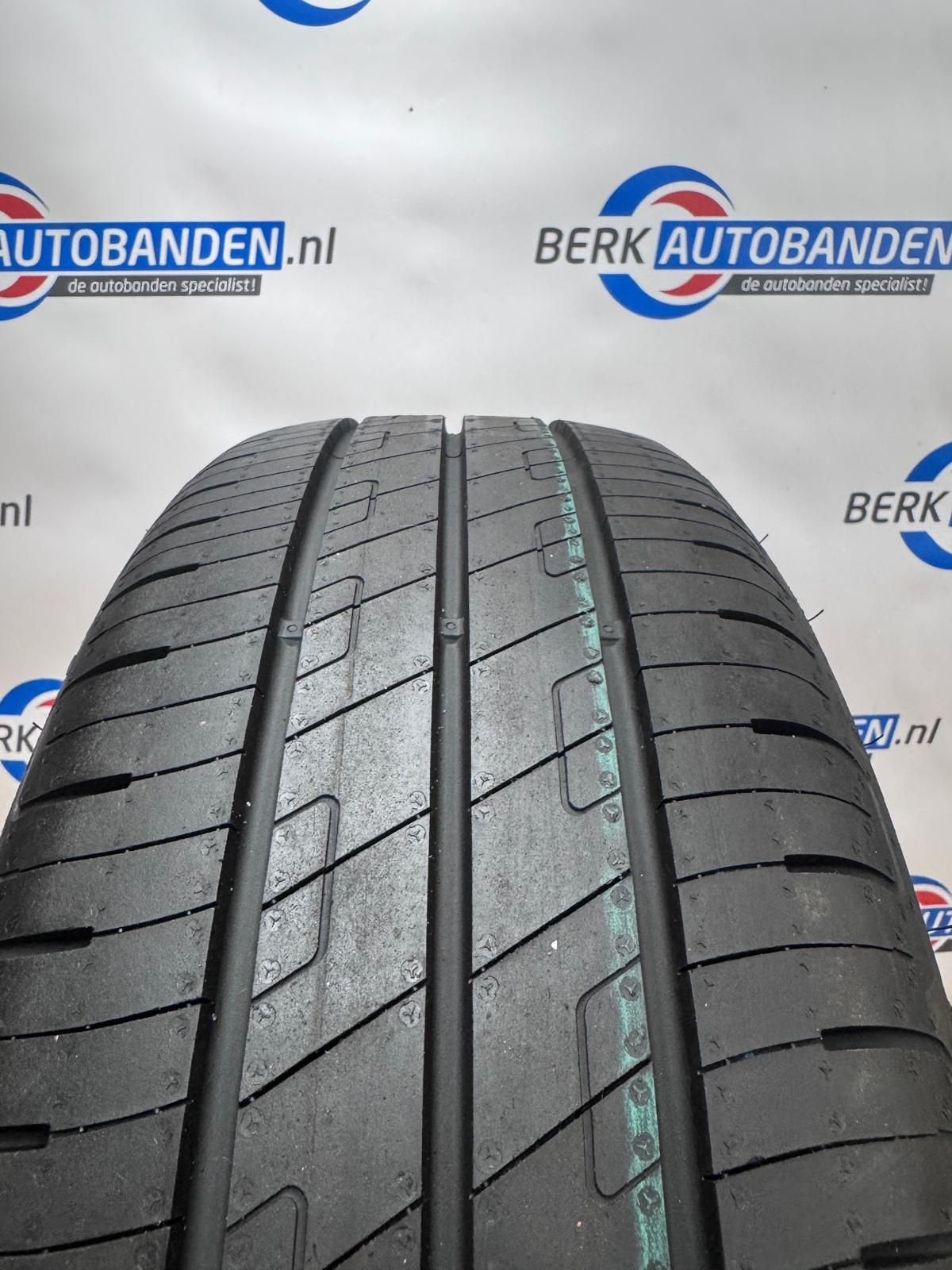2x Goodyear EfficientGrip Performance (DEMO) 195/55 R16 91V, 16 pouces, Véhicule de tourisme, Pneus été, -