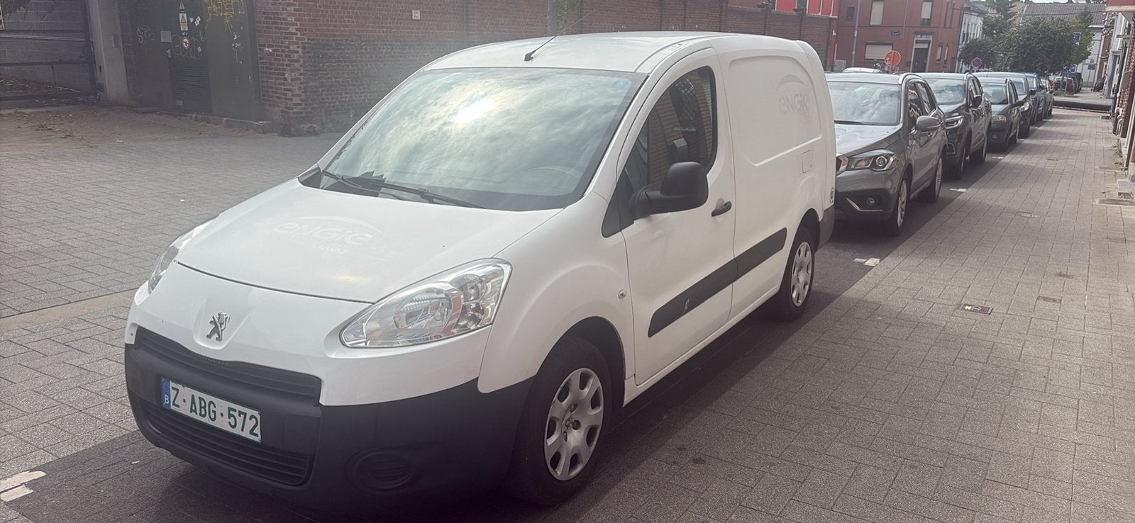 Peugeot partner 2015 export, Auto's, Peugeot, Voorwielaandrijving, Stof, Zwart, Parkeersensor