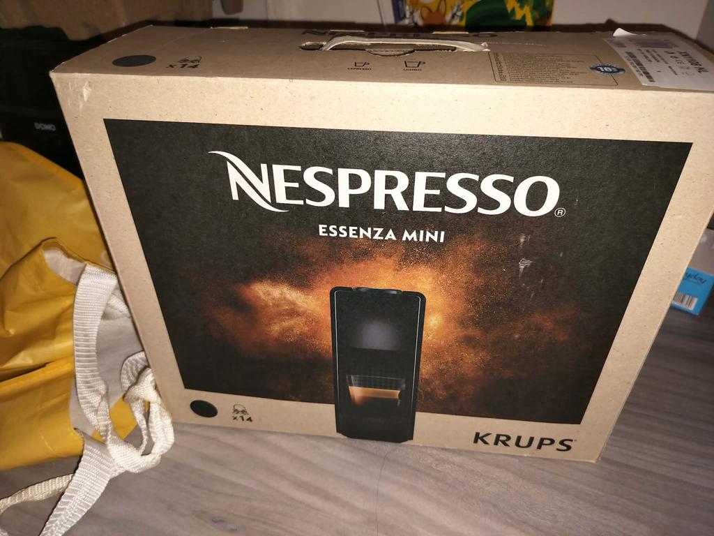 Koffiezetappaart Nespresso Essenza Mini, Enlèvement, Comme neuf
