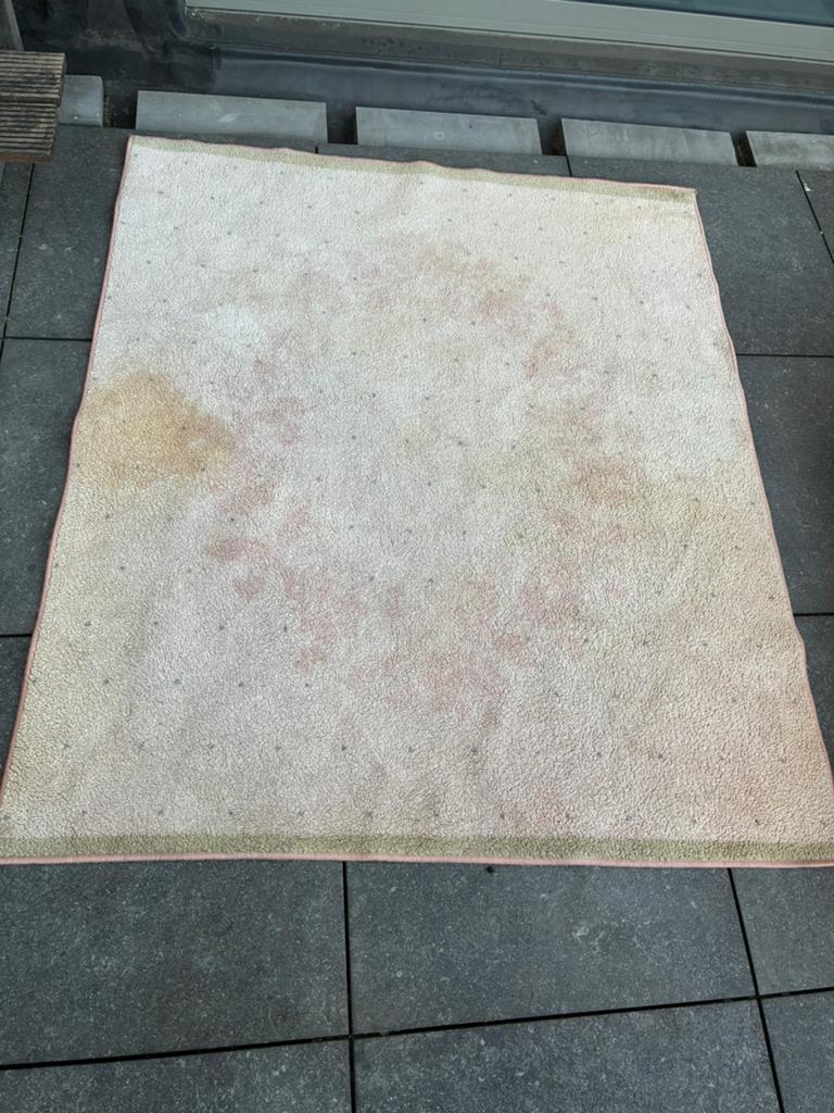 Tapis rose clair d'Ikea 155x133 cm, Maison & Meubles, Ameublement | Tapis & Moquettes, 100 à 150 cm, Autres couleurs, 100 à 150 cm