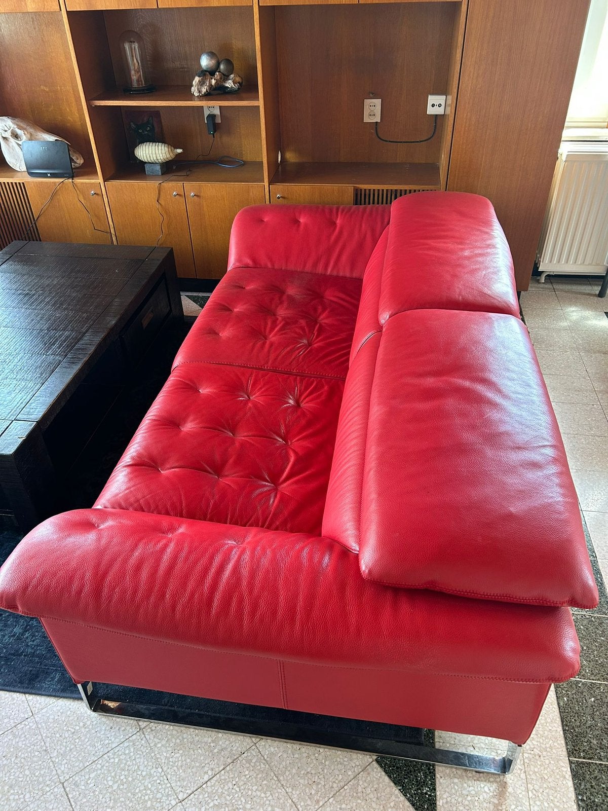 2 grands Fauteuils ou canapés en cuir rouge, Maison & Meubles, Enlèvement, Comme neuf, Quatre personnes ou plus