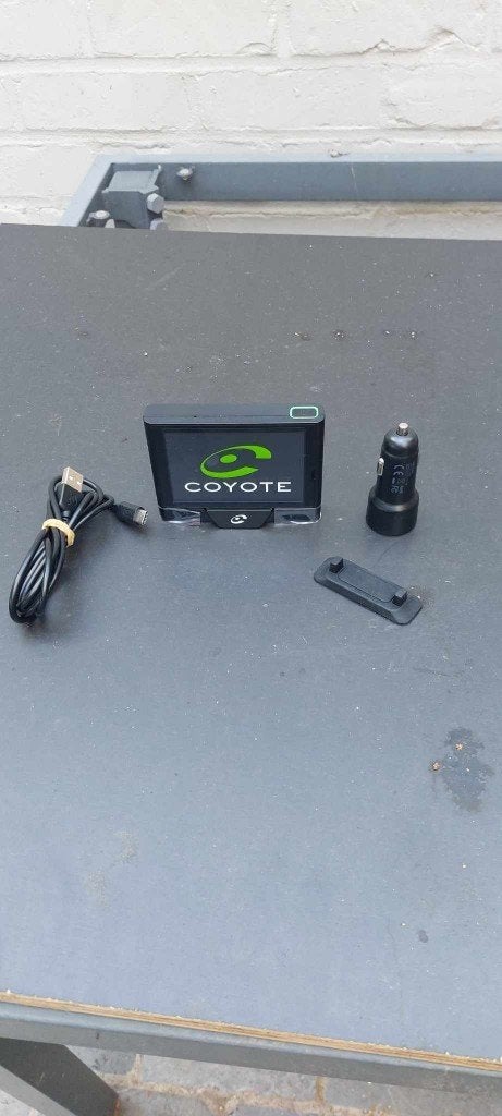 Coyote UP, Ophalen, Zo goed als nieuw