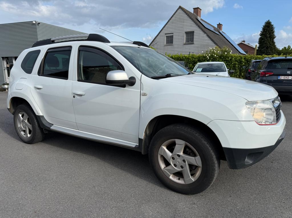 Dacia Duster 2011 DIESEL / AIRCO / TREKHAAK, Voorwielaandrijving, Euro 5, Stof, 4 cilinders