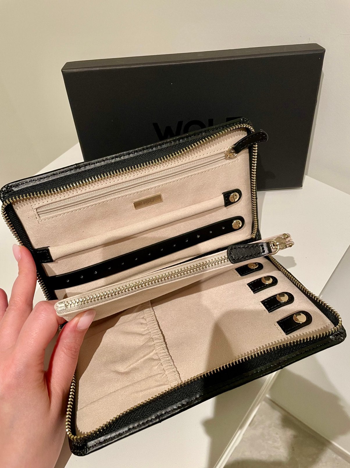 (NIEUW) Wolf est 1834 juwelen etui, Ophalen of Verzenden, Zo goed als nieuw, Zwart, Leder